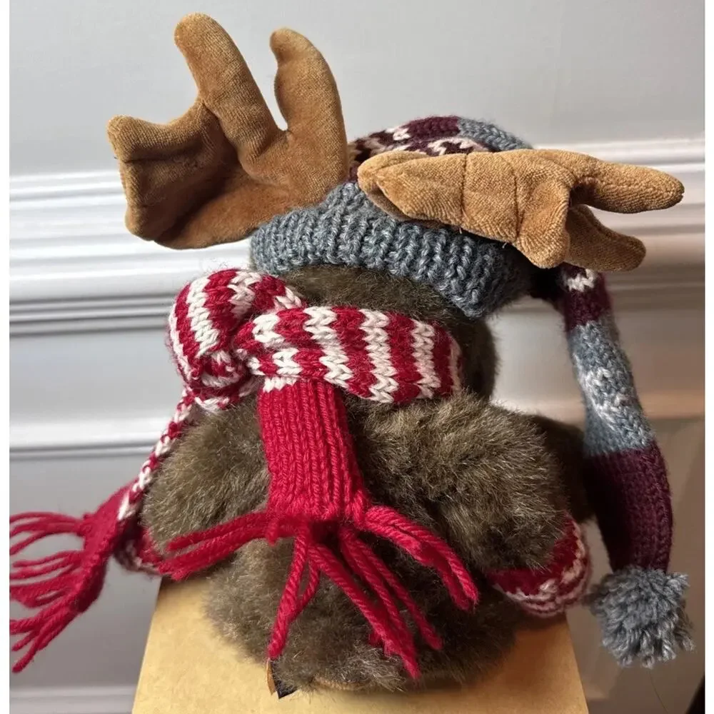 Boyds Collection Christmas Moose Plush 15” Knit Hat Scarf Mittens Holiday